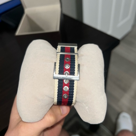 COPY - Gucci Men’s Sport Timeless Dive Watch - Picture 2 of 4